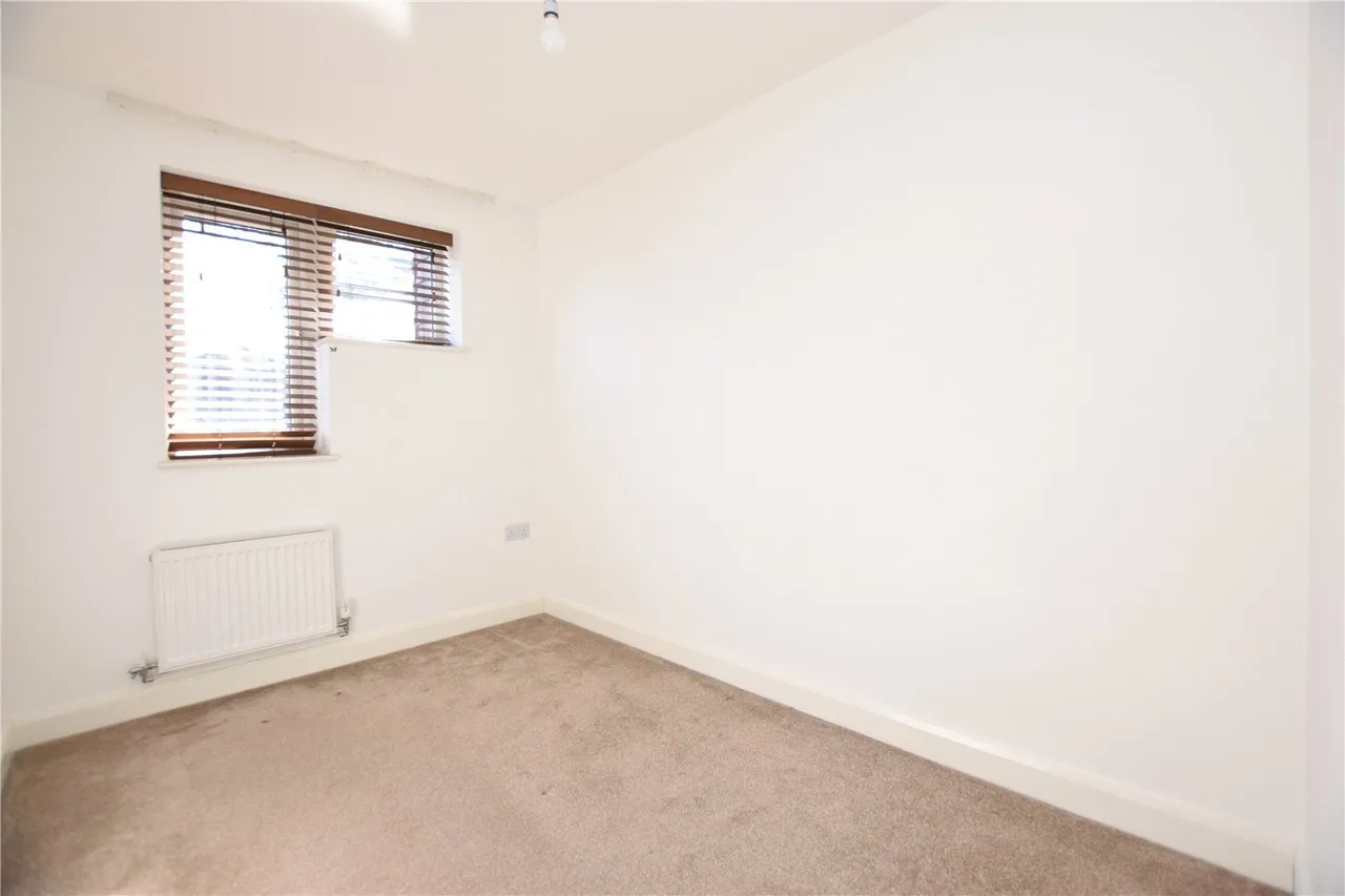 Pearsons Way, Seacroft, LS14, photo 7