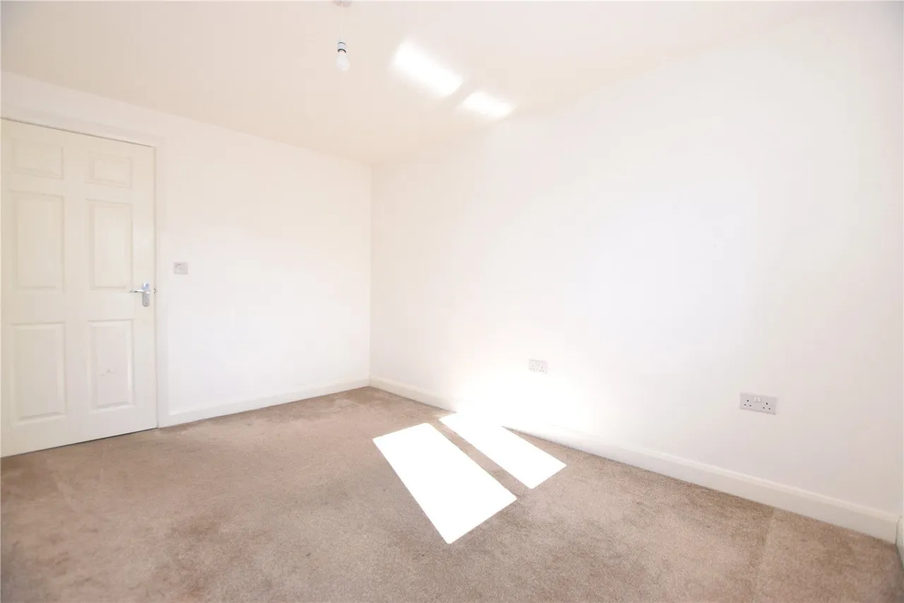 Pearsons Way, Seacroft, LS14, photo 9