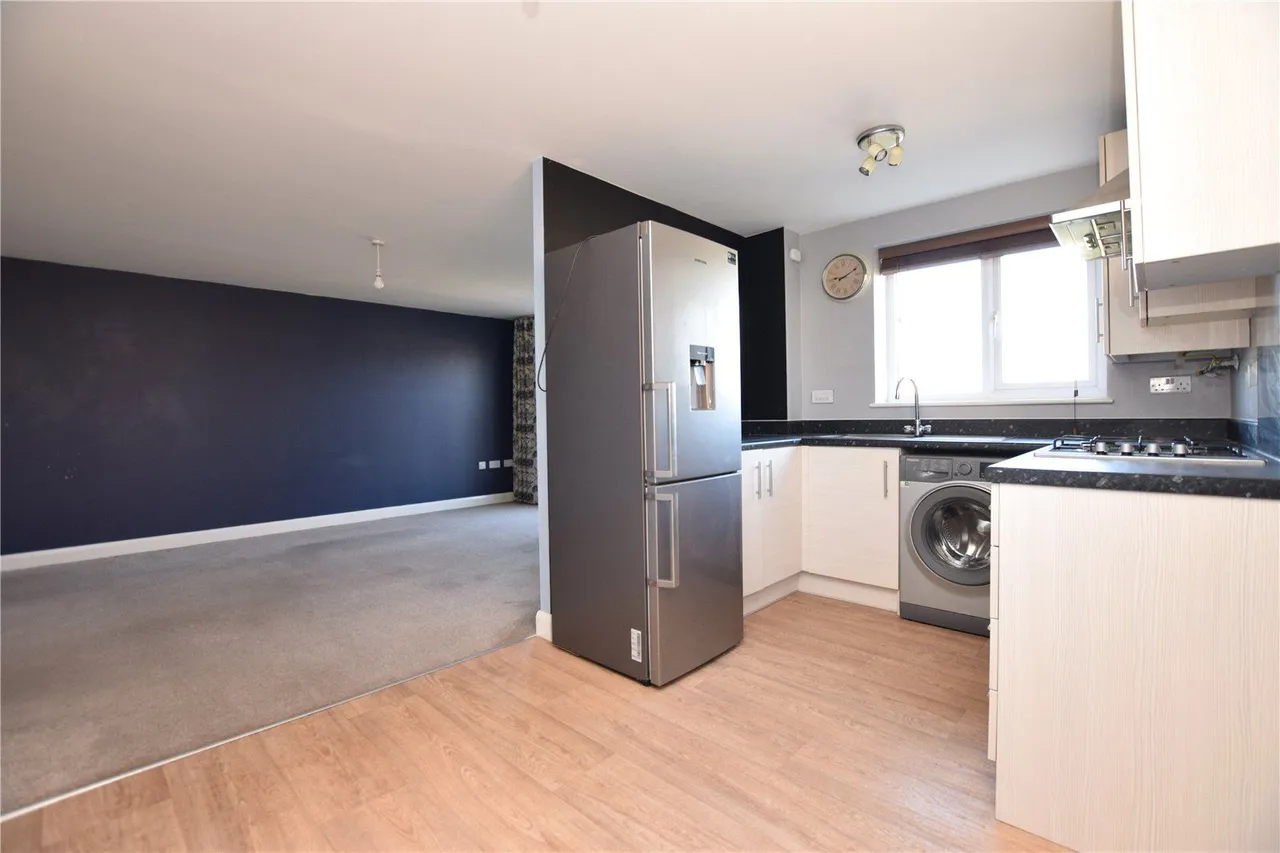 Pearsons Way, Seacroft, LS14, photo 3