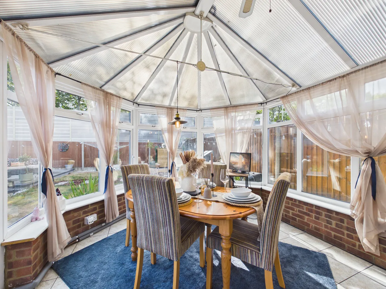 Beech Close, Stokenchurch, HP14, photo 6