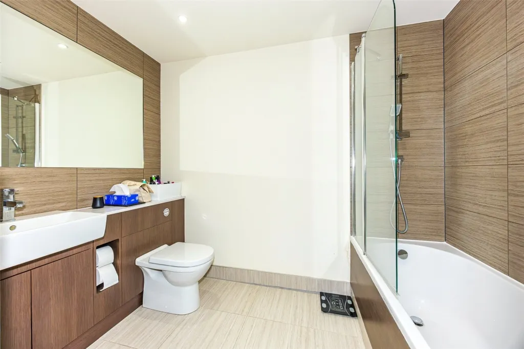 Aerodrome Road, Beaufort Park, NW9, photo 8