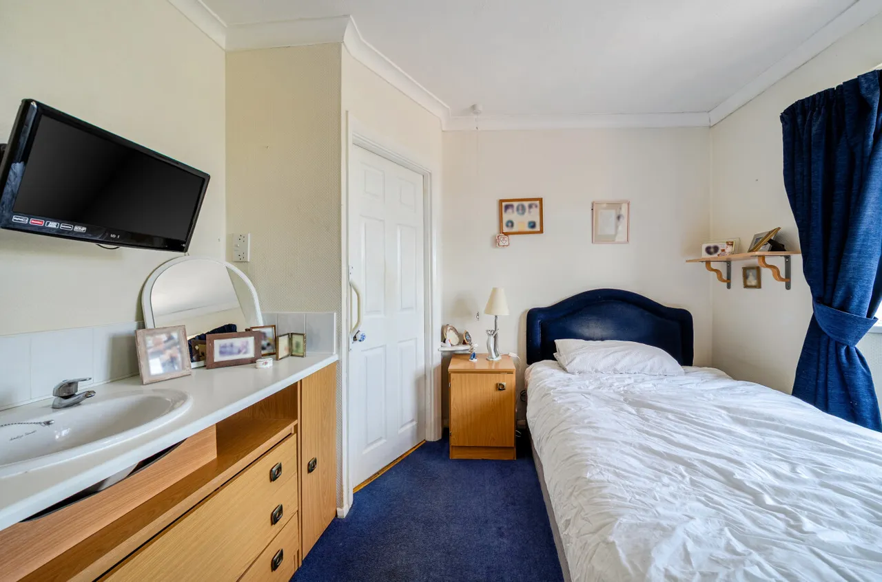 Cranmore Close, Aldershot, Hampshire, GU11 3BH, photo 12