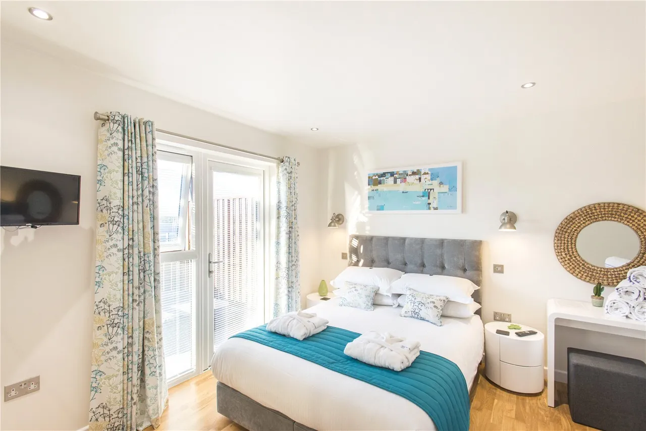 The Residence, Gwel an Mor, Portreath, Cornwall, TR16 4PE, photo 7