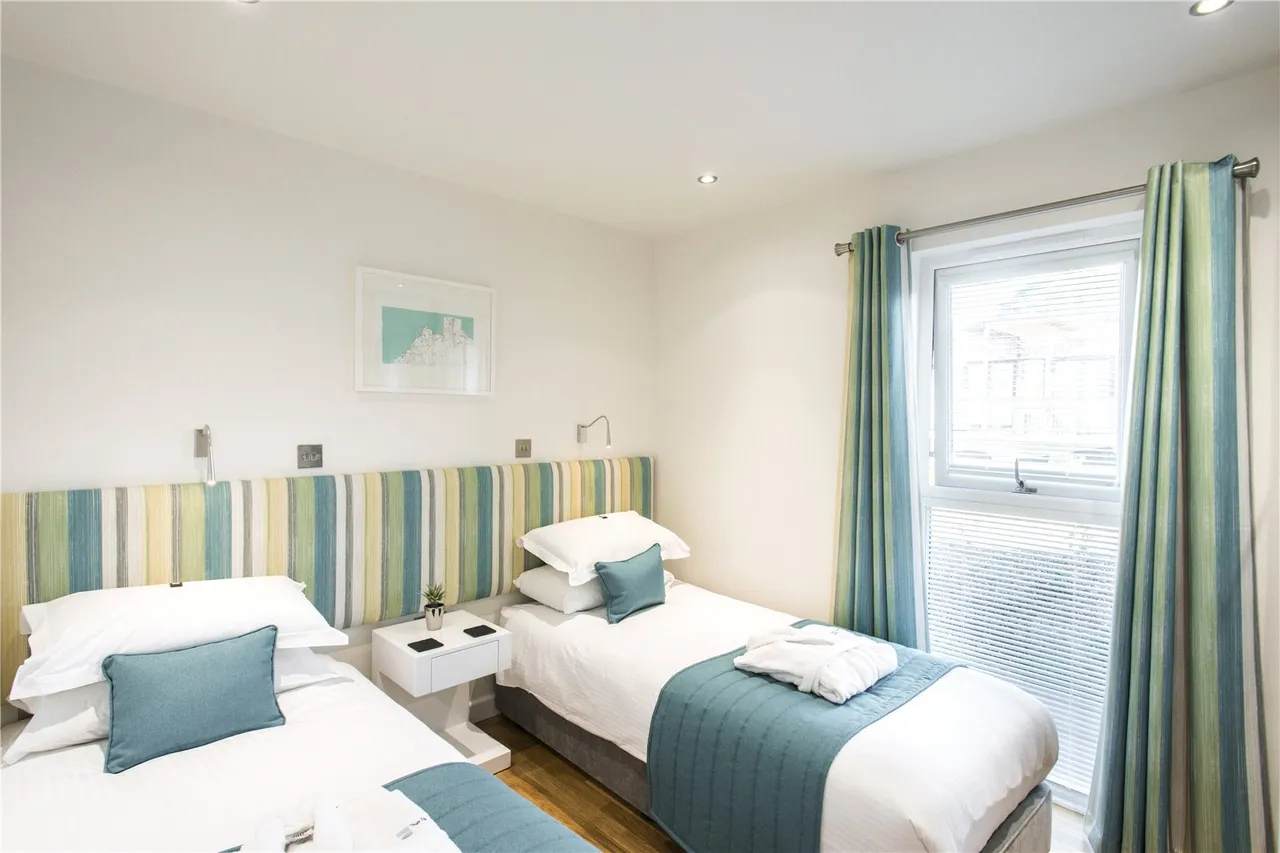 The Residence, Gwel an Mor, Portreath, Cornwall, TR16 4PE, photo 9
