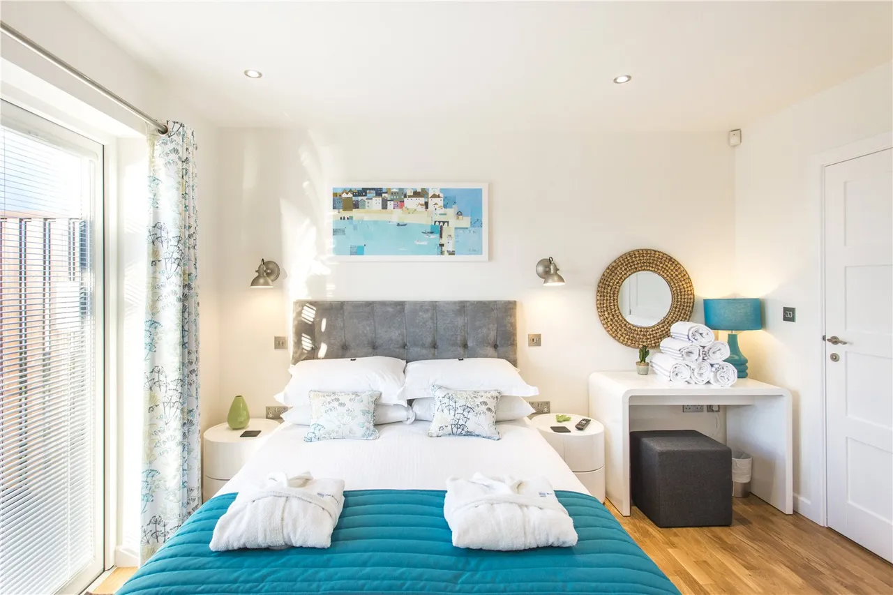 The Residence, Gwel an Mor, Portreath, Cornwall, TR16 4PE, photo 8