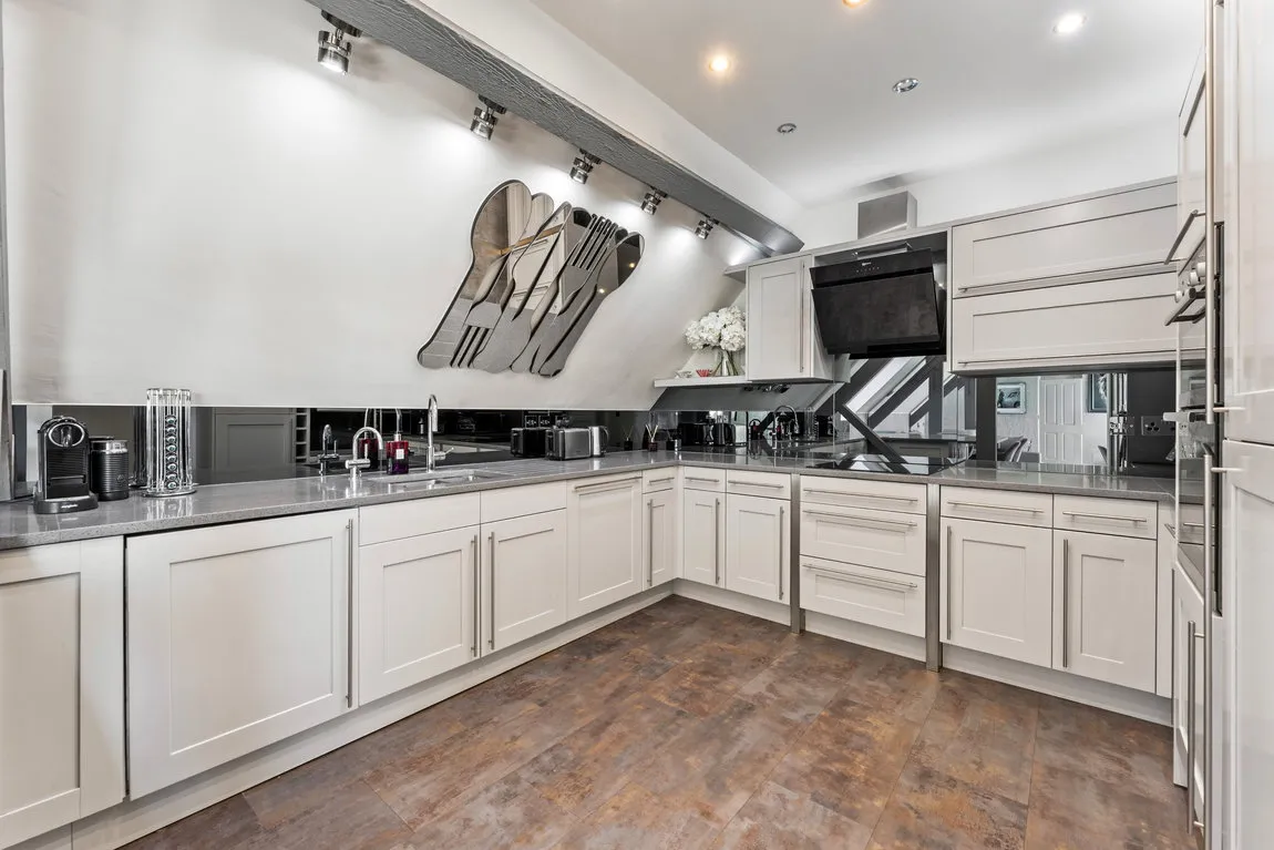 Kingswood Park, Manley, Frodsham, WA6 6EH, photo 10