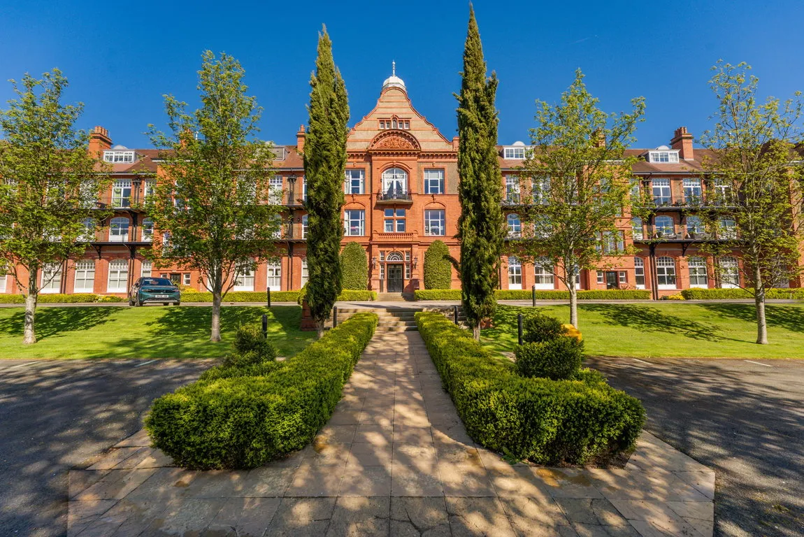 2 bed flat for sale — Kingswood Park, Manley, Frodsham, WA6 6EH