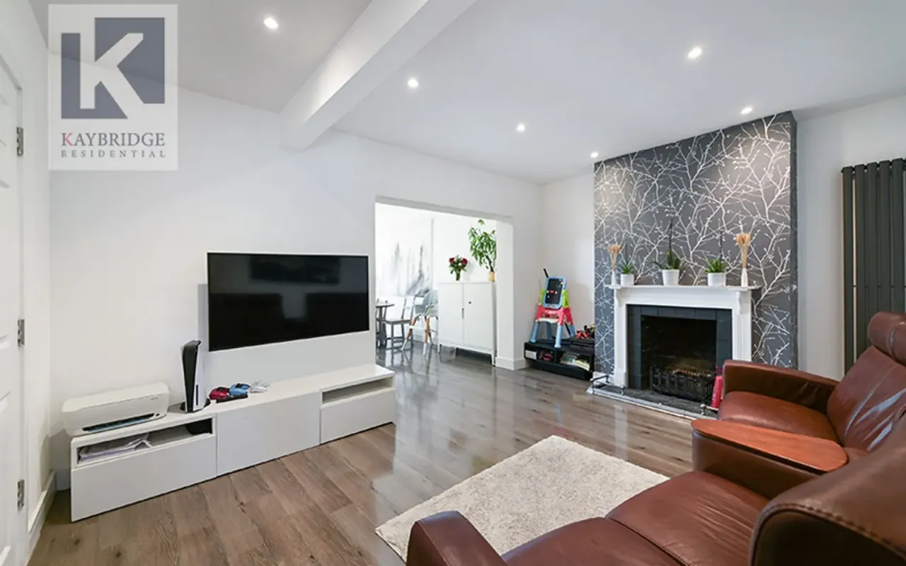 Curtis Road, Epsom, KT19, photo 2