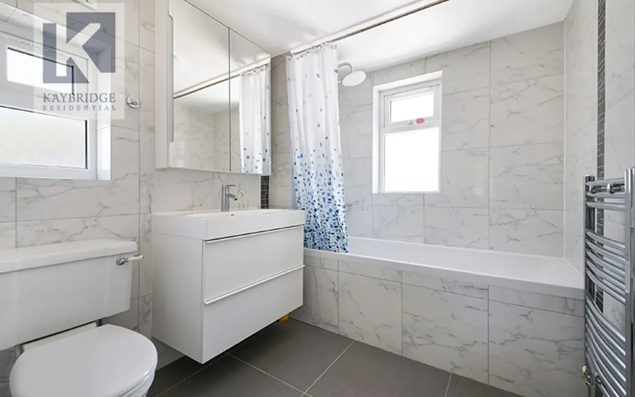 Curtis Road, Epsom, KT19, photo 7