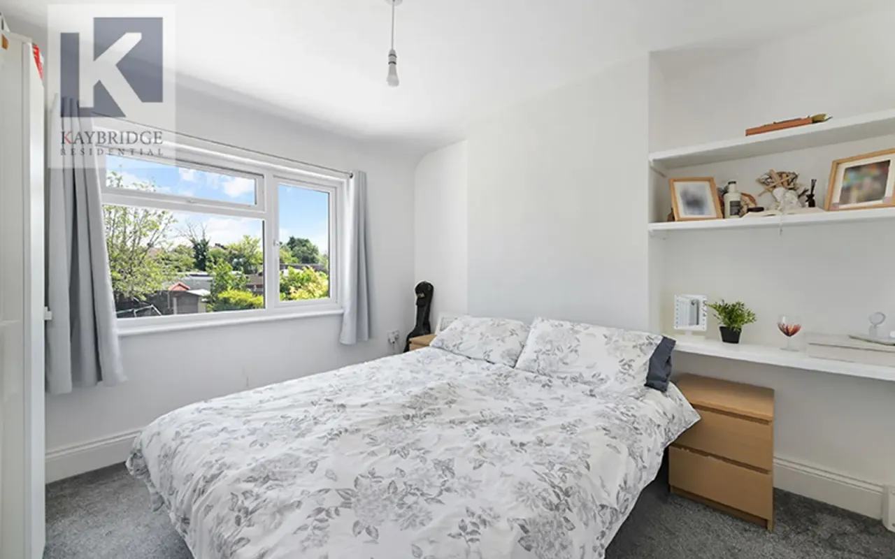 Curtis Road, Epsom, KT19, photo 8