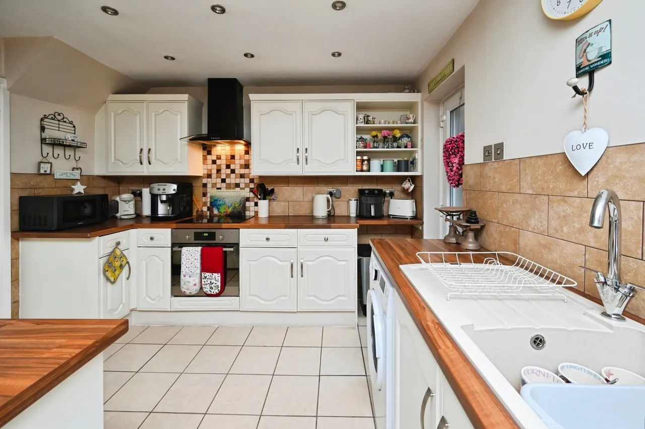Egmanton Road, Meden Vale, Mansfield, Nottinghamshire, NG20, photo 4