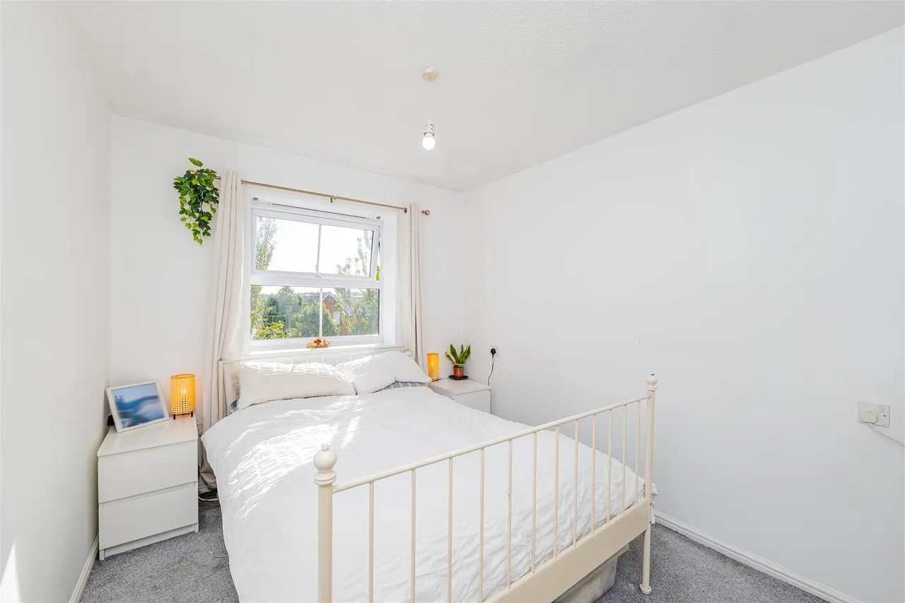 Heol Broadland, Barry, CF62, photo 4