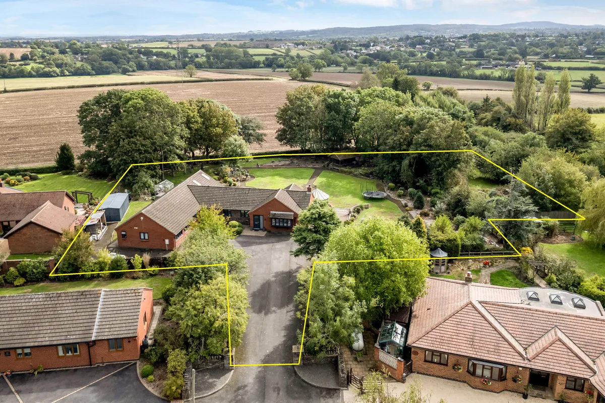 5 bed house for sale, Worthington Lane, LE67