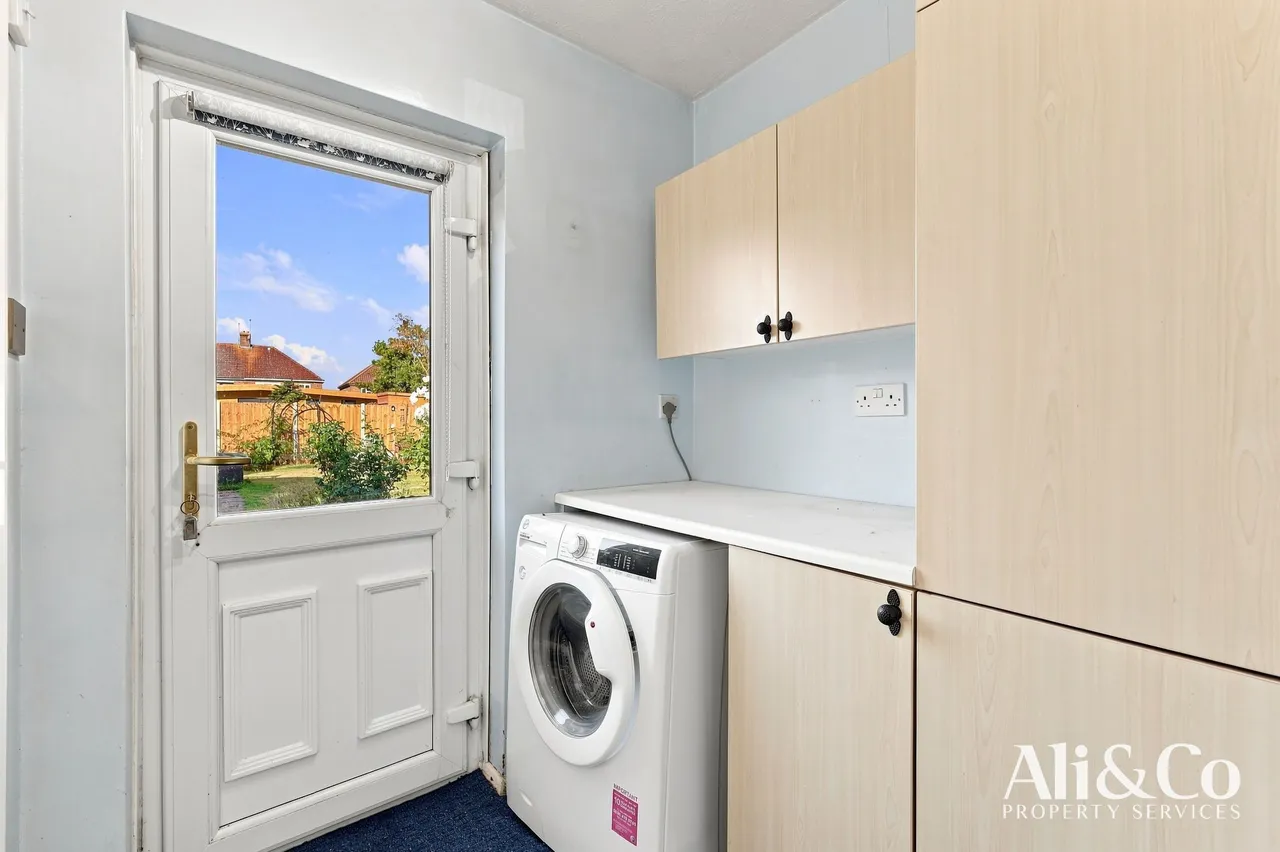 Blackshots Lane, Grays, Essex, RM16 2LL, photo 14