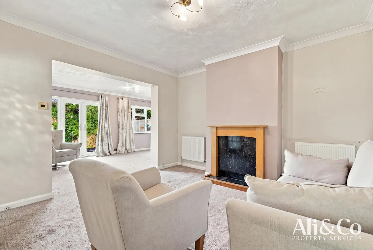 Blackshots Lane, Grays, Essex, RM16 2LL, photo 4