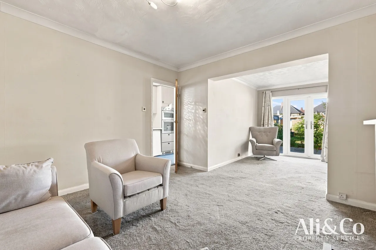 Blackshots Lane, Grays, Essex, RM16 2LL, photo 5