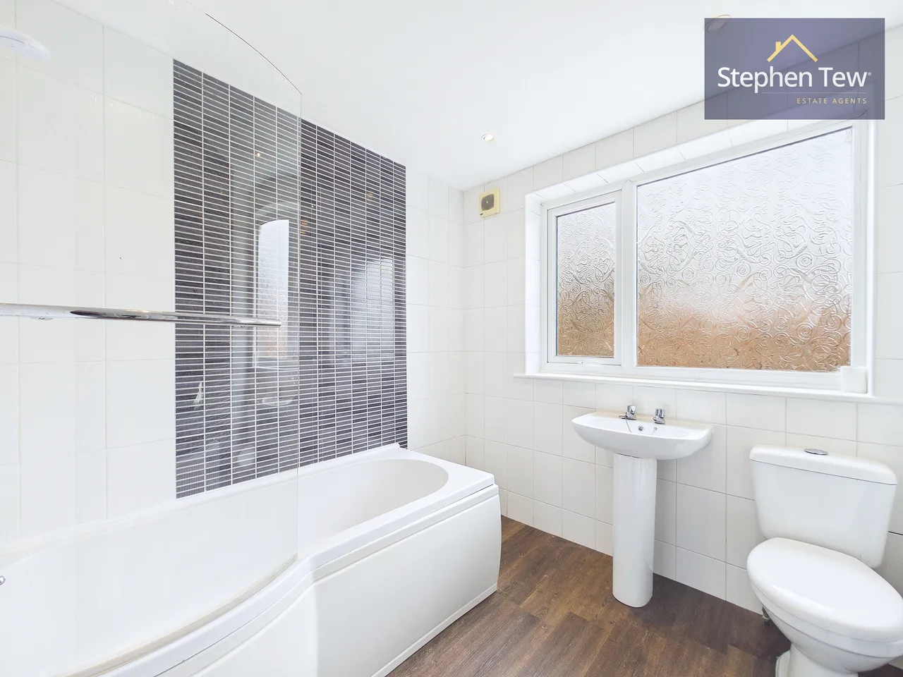 Beverley Grove, Blackpool, FY4, photo 4