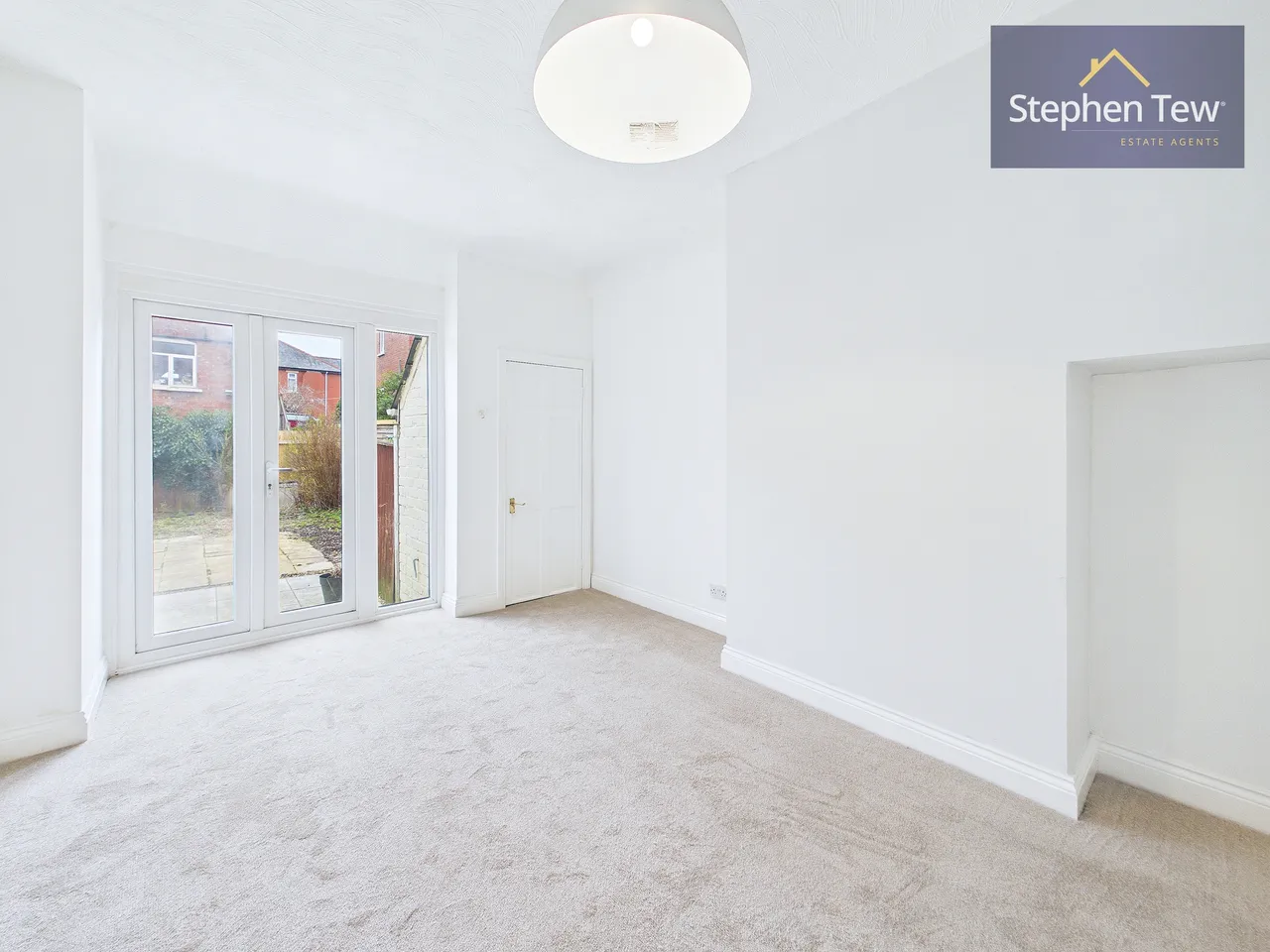 Beverley Grove, Blackpool, FY4, photo 5