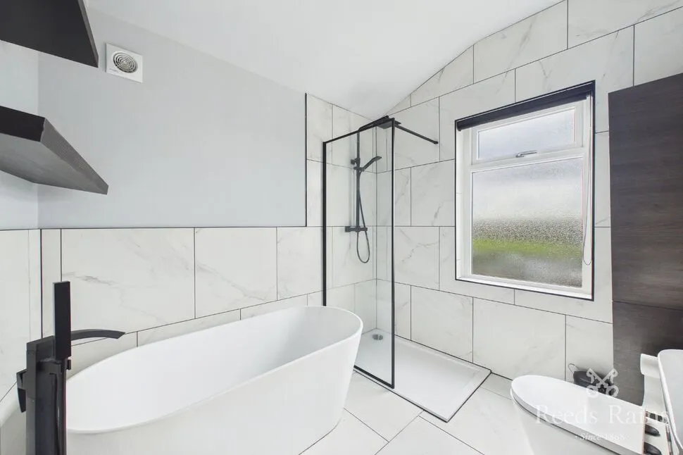 Warrington Road, Abram, Greater Manchester, WN2, photo 10