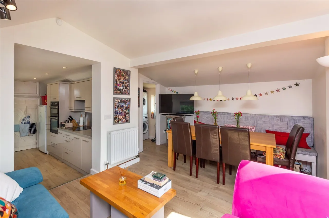 Llandrygan, LL71, photo 10