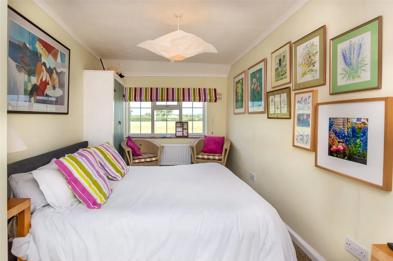 Llandrygan, LL71, photo 19