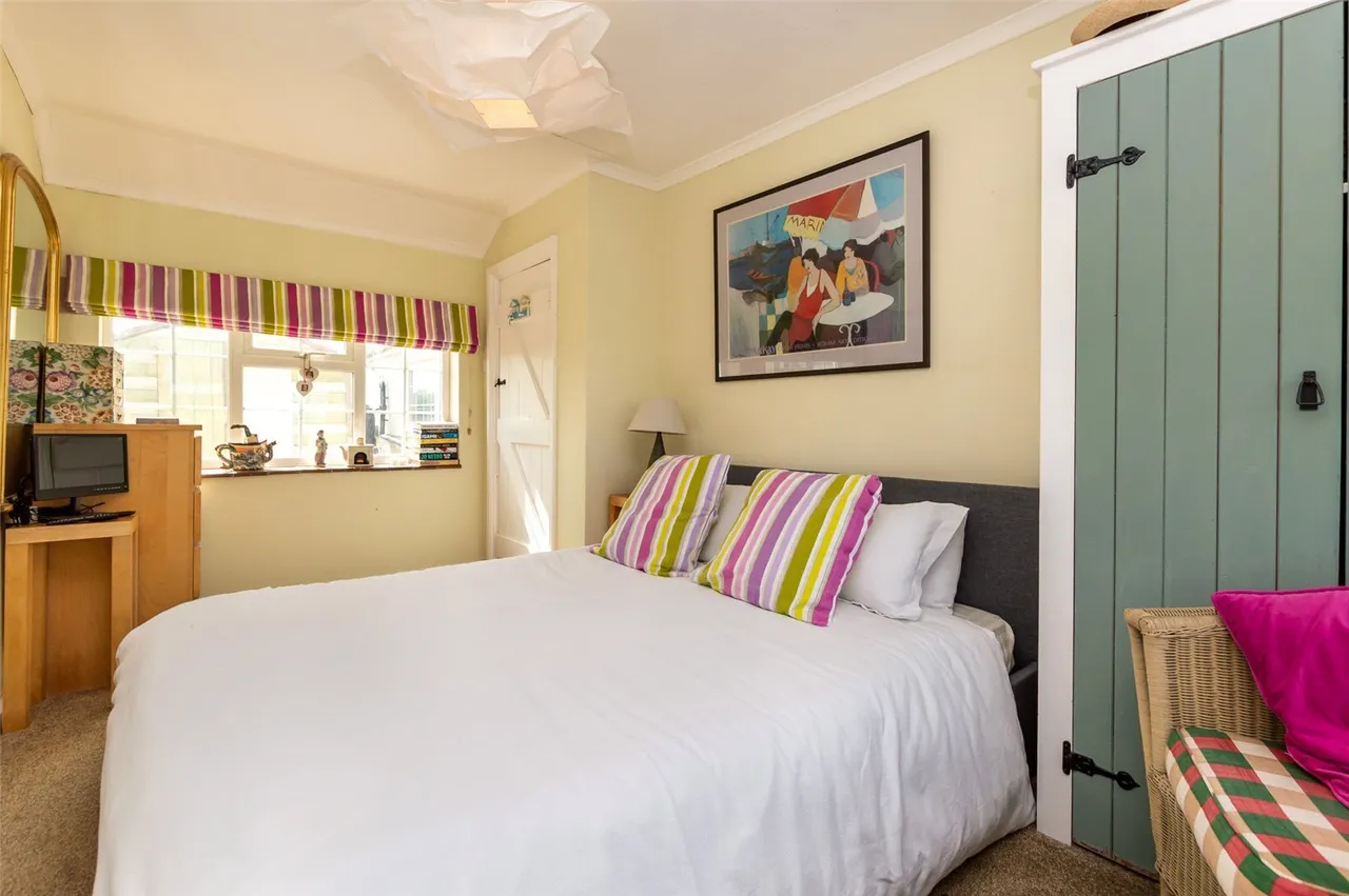 Llandrygan, LL71, photo 9