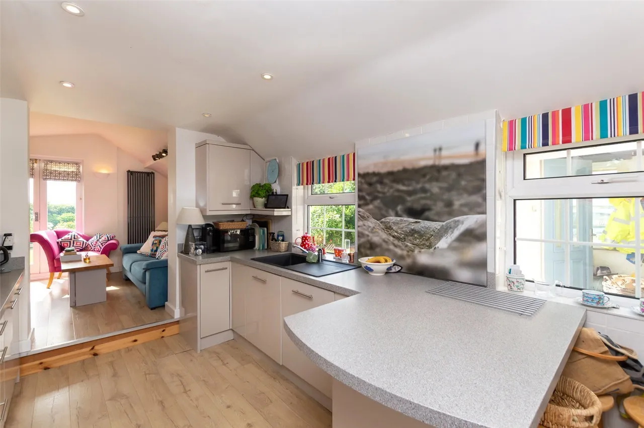 Llandrygan, LL71, photo 14