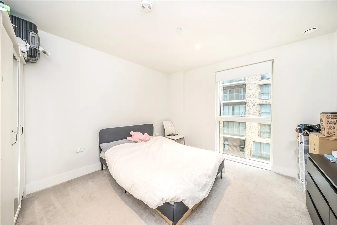 Kidbrooke Park Road, Kidbrooke Village, London, SE3 9FZ, photo 4