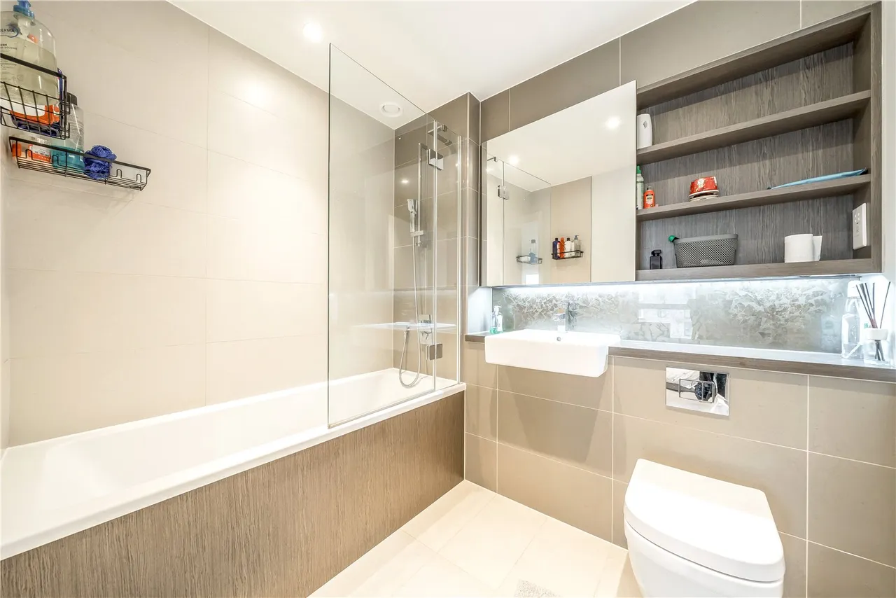 Kidbrooke Park Road, Kidbrooke Village, London, SE3 9FZ, photo 8