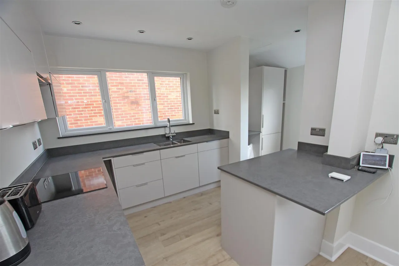 Nursery Road, Bournemouth, photo 7