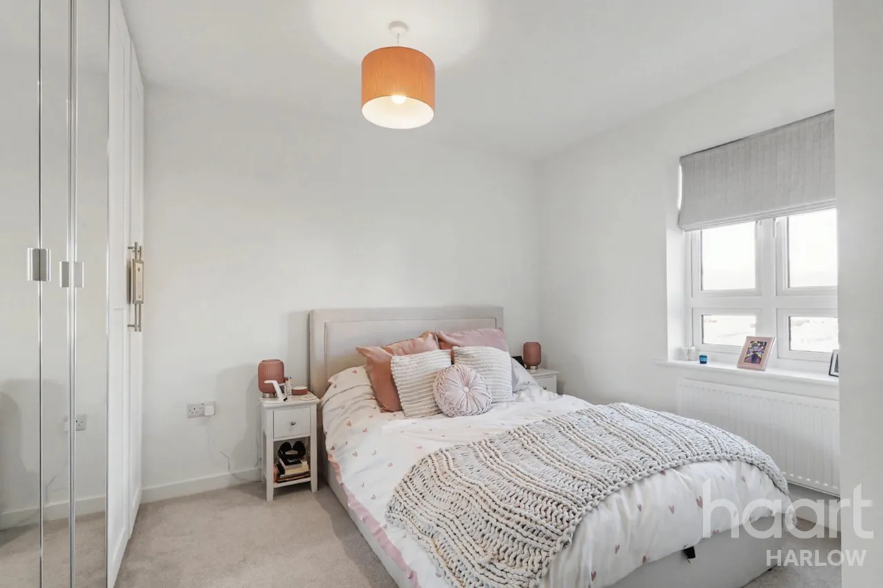 Fieldfare Way, Harlow, CM17, photo 6