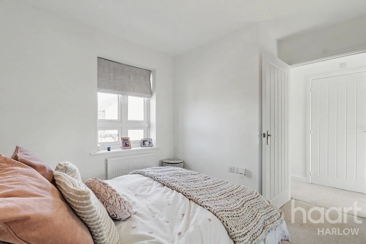 Fieldfare Way, Harlow, CM17, photo 10