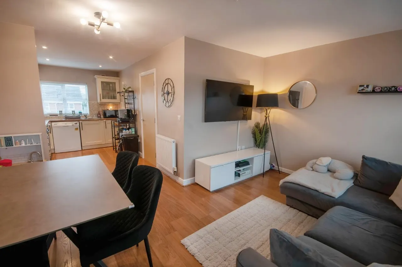 Hutchinson Way, Radcliffe, Manchester, M26 3AD, photo 2