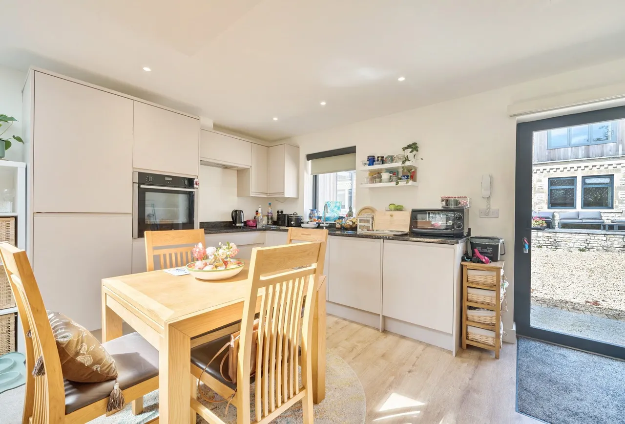 Loves Hill Court, Bath, South Road, BA2 0ER, photo 4