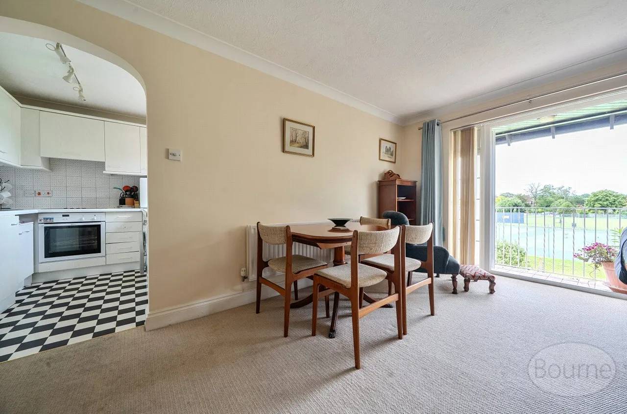 Sussex Road, Petersfield, GU31, photo 5