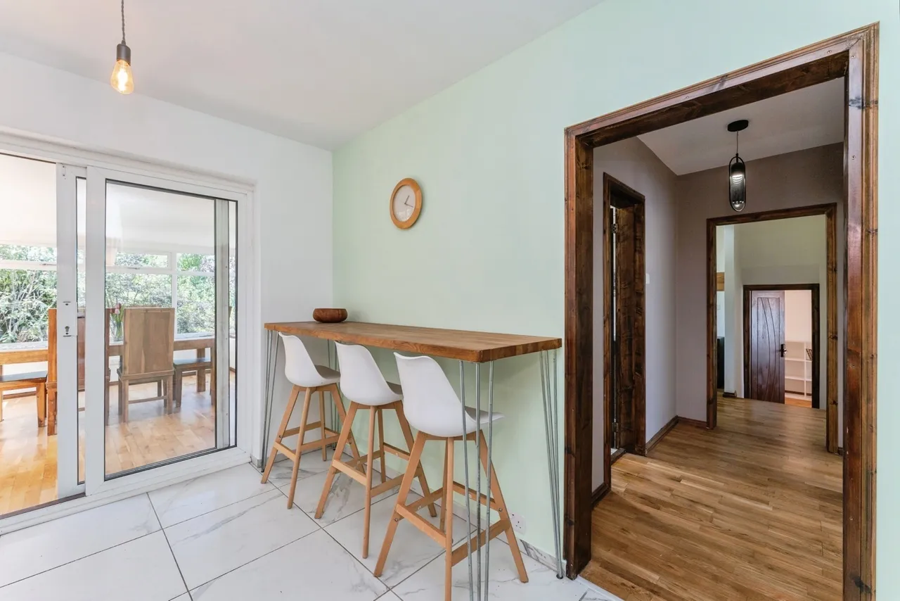Bryn Mawr Road, Holywell, CH8, photo 22