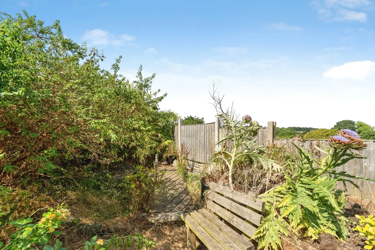 Bryn Mawr Road, Holywell, CH8, photo 19
