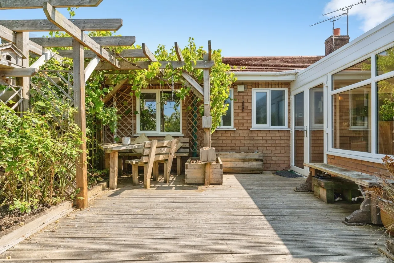 Bryn Mawr Road, Holywell, CH8, photo 18