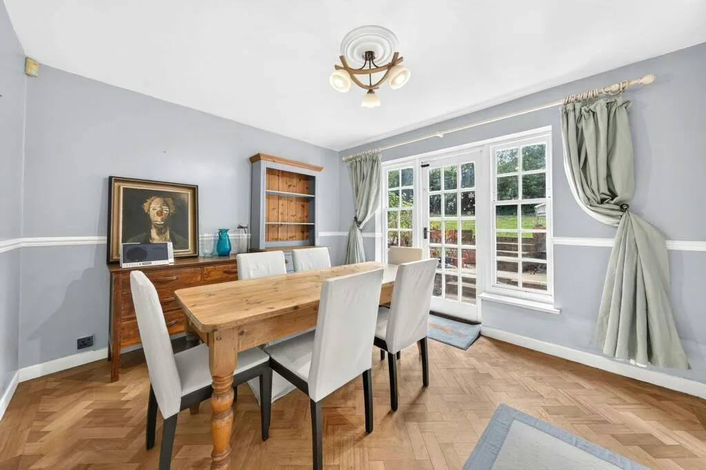 College Road, SE21, photo 4