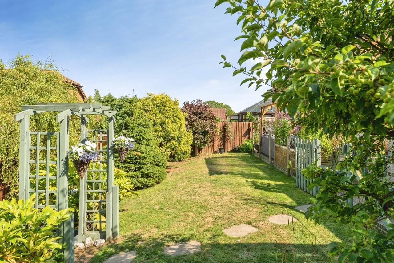 The Elms, Hawarden, CH5, photo 4