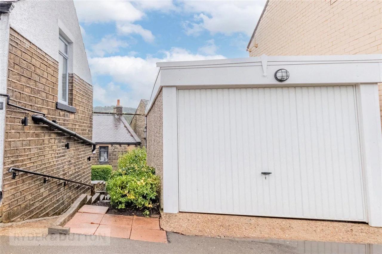 Station Road, Golcar, HD7, photo 22
