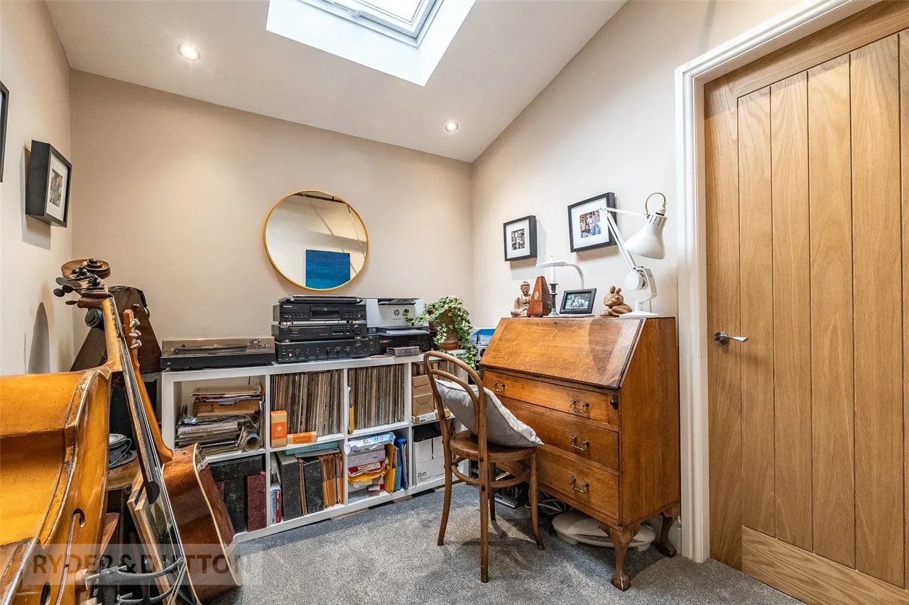 Station Road, Golcar, HD7, photo 7