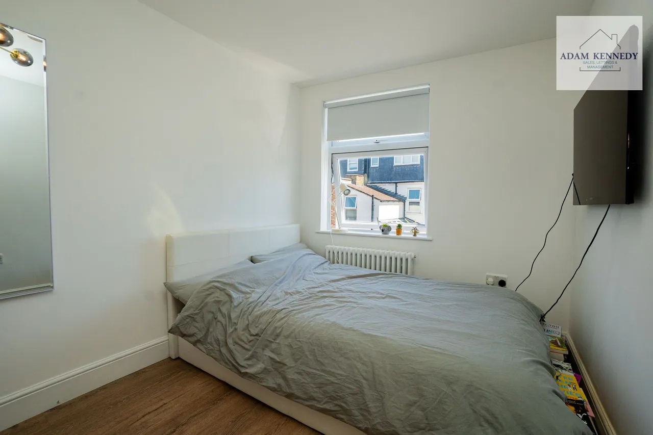 Batley Road, Enfield, EN2, photo 15