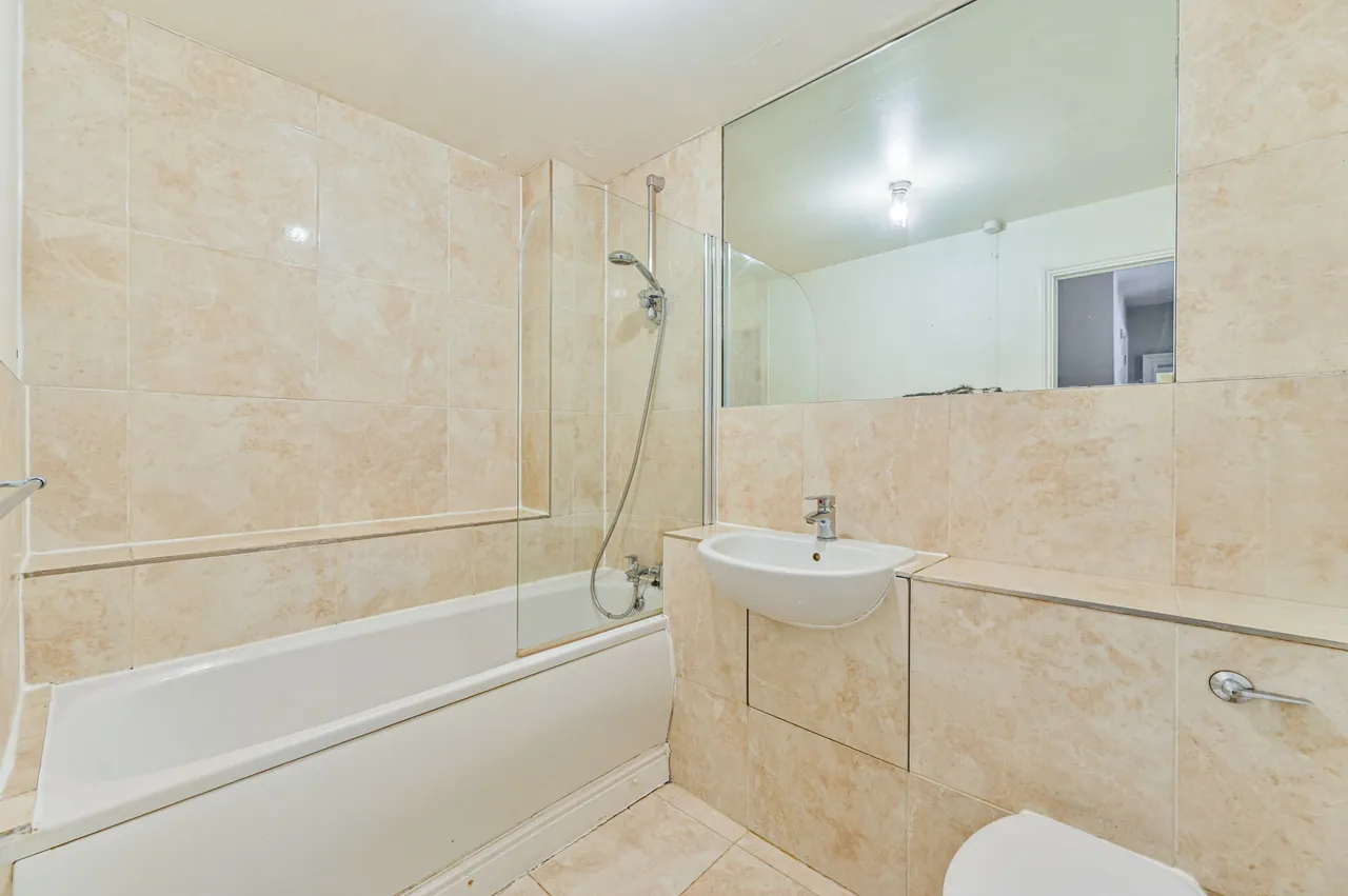 41 Corbidge Court, Glaisher Street, London, photo 12