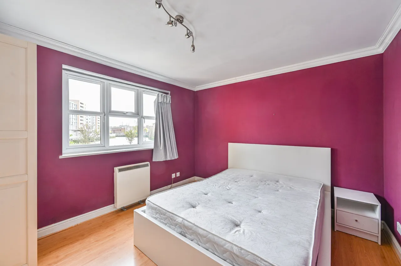 41 Corbidge Court, Glaisher Street, London, photo 4