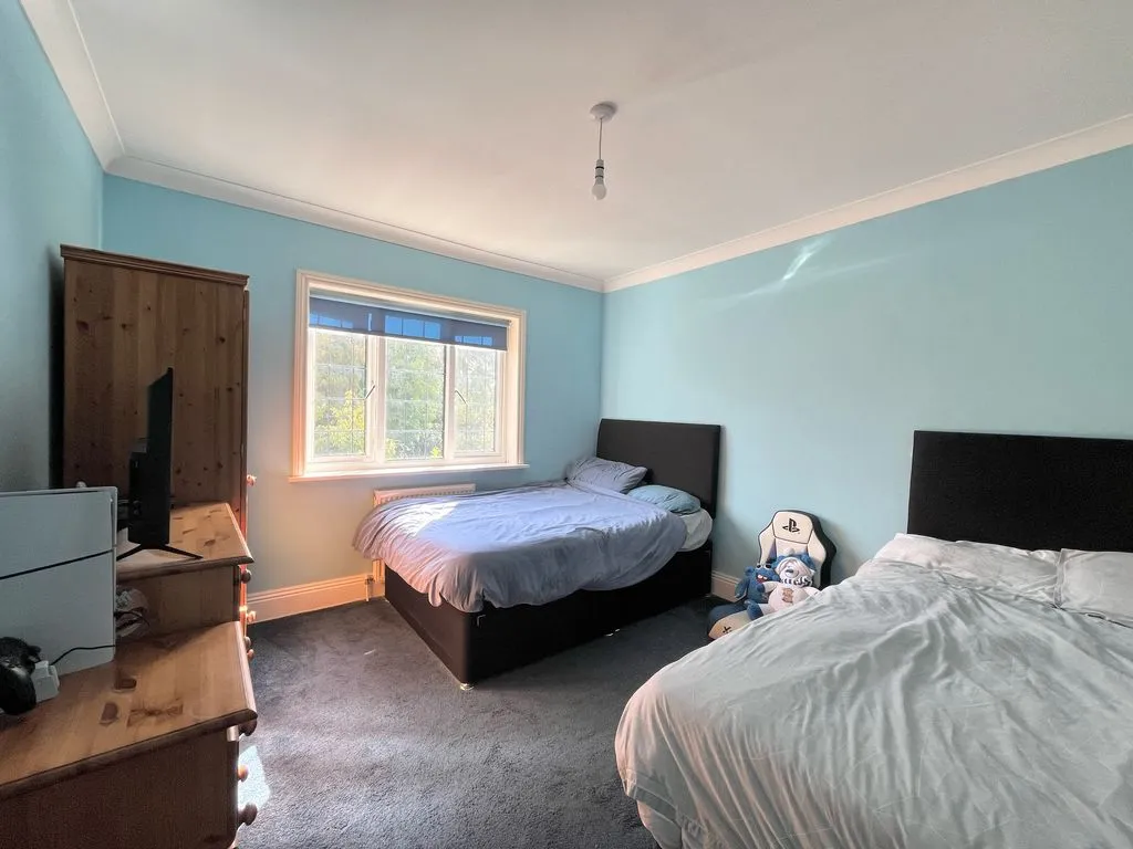 Manor Road, Streetly, B74, photo 17