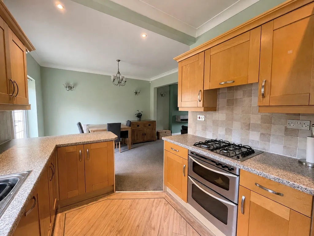 Manor Road, Streetly, B74, photo 3