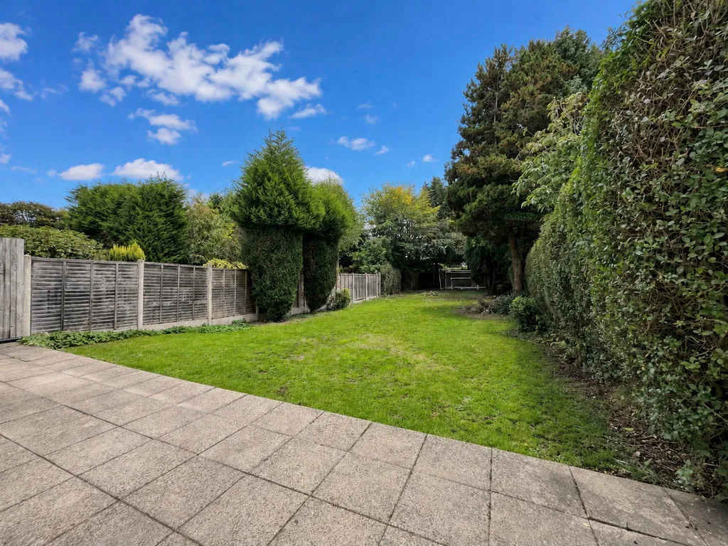 Manor Road, Streetly, B74, photo 24