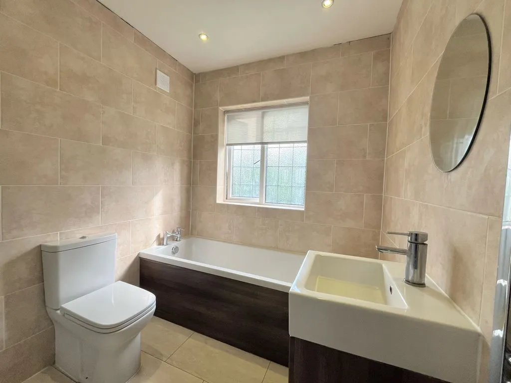 Manor Road, Streetly, B74, photo 21