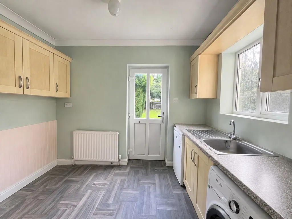 Manor Road, Streetly, B74, photo 10